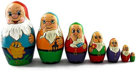 Matryoshka Russian Nesting Dolls Seven Dwarfs Set