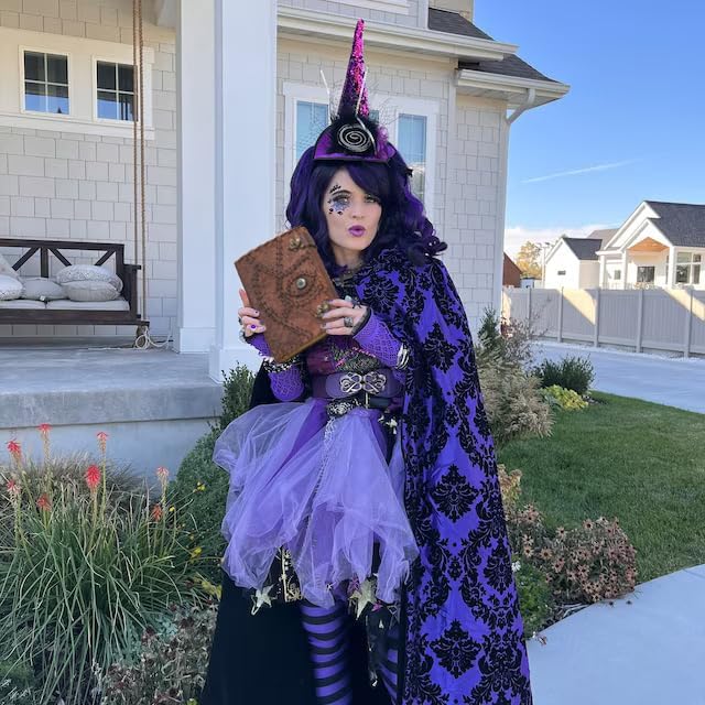 ULCH Hocus Pocus Spell Book with Lock Decor