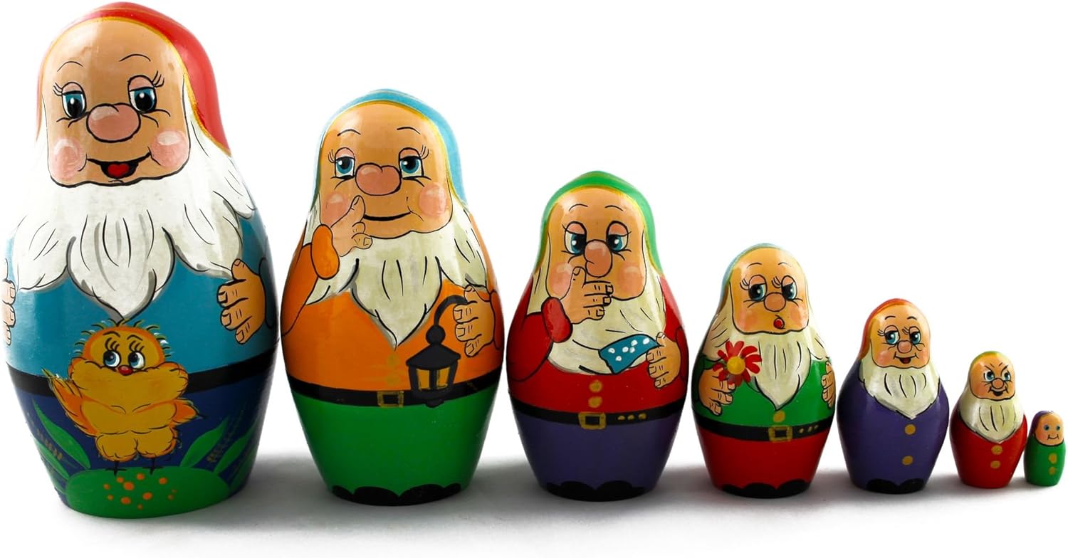 Matryoshka Russian Nesting Dolls Seven Dwarfs Set