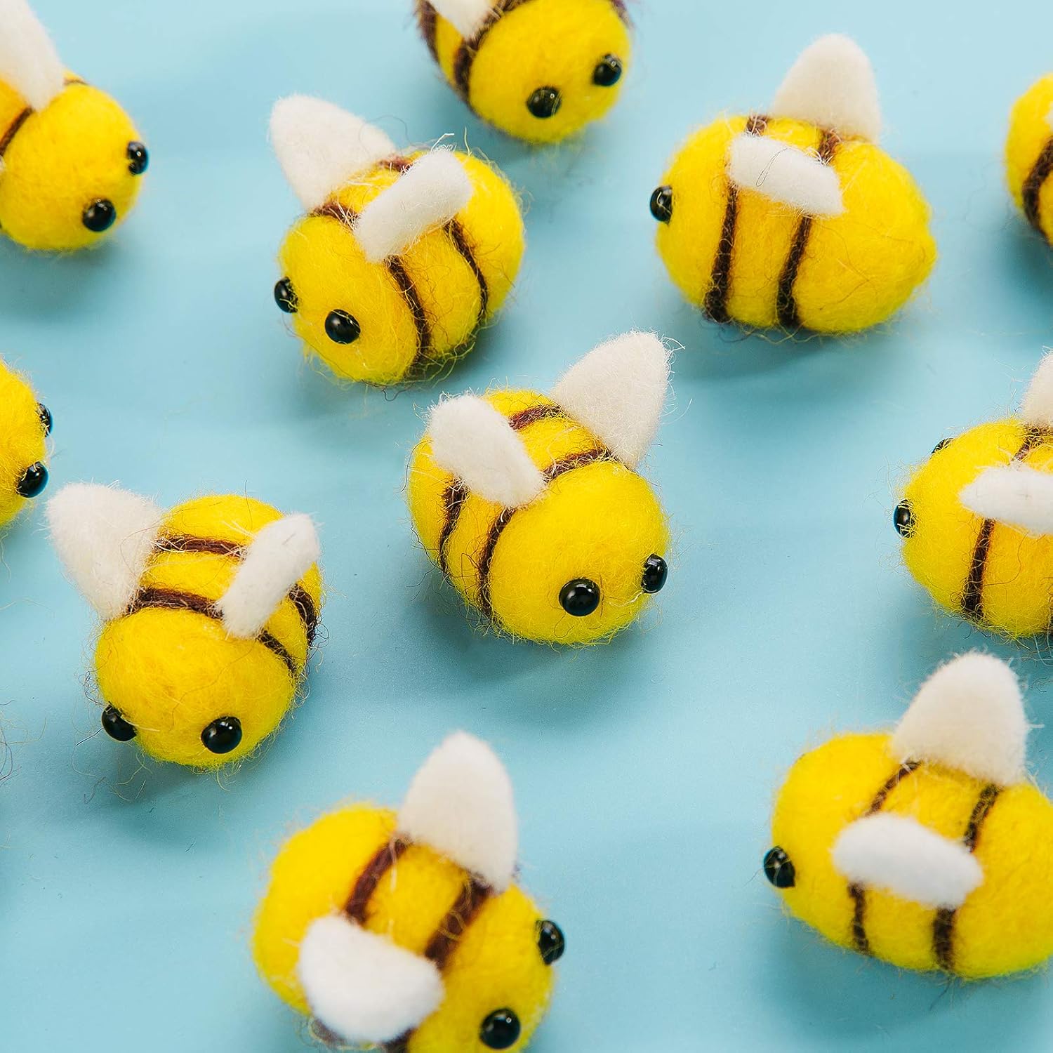 CINPIUK 12 Set Felt Bees for Crafts