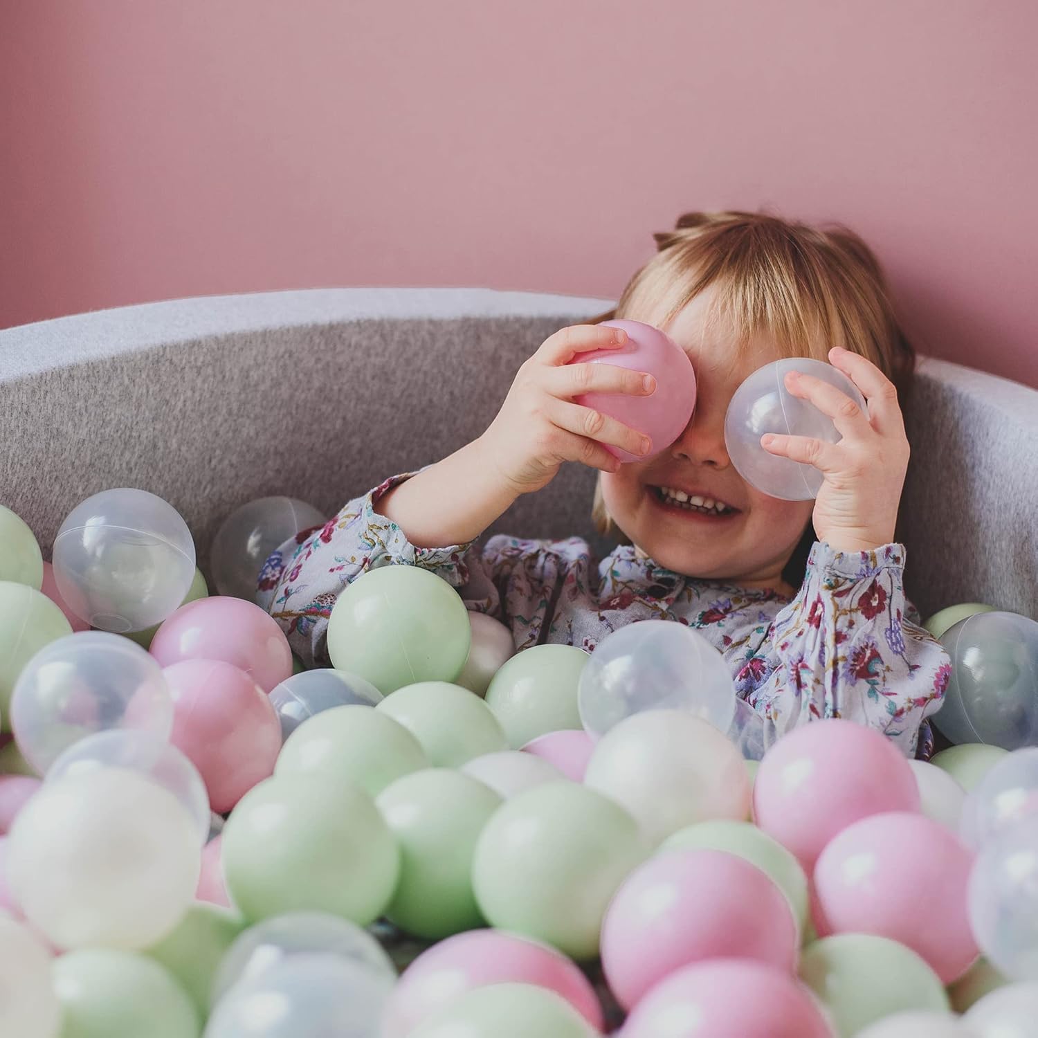 MEOWBABY Foam Ball Pit 35 x 115 in with 200 Balls