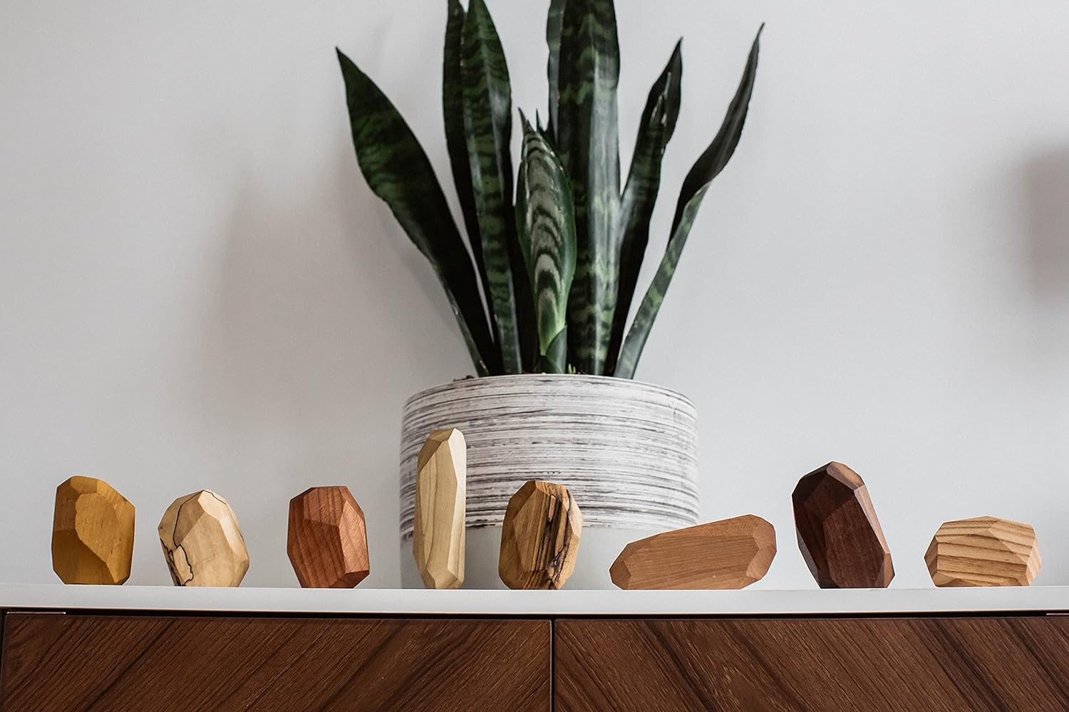 Tumi Ishi 11 Piece Natural Wood Rock Set