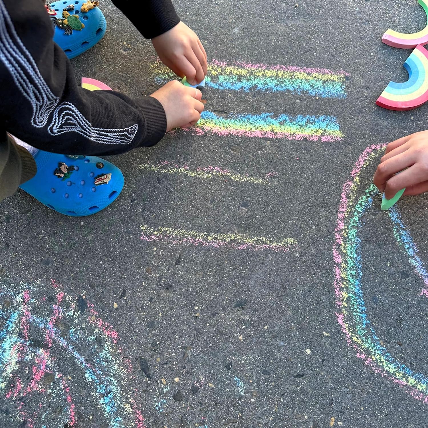 TwEE Wee Double Rainbow Sidewalk Chalk Set